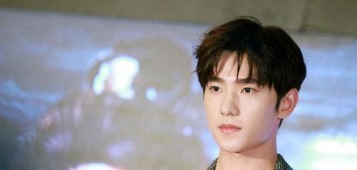 杨洋和李沁最新爆料新闻,甜蜜互动引粉丝热议 第2张 杨洋和李沁最新爆料新闻,甜蜜互动引粉丝热议 第2张